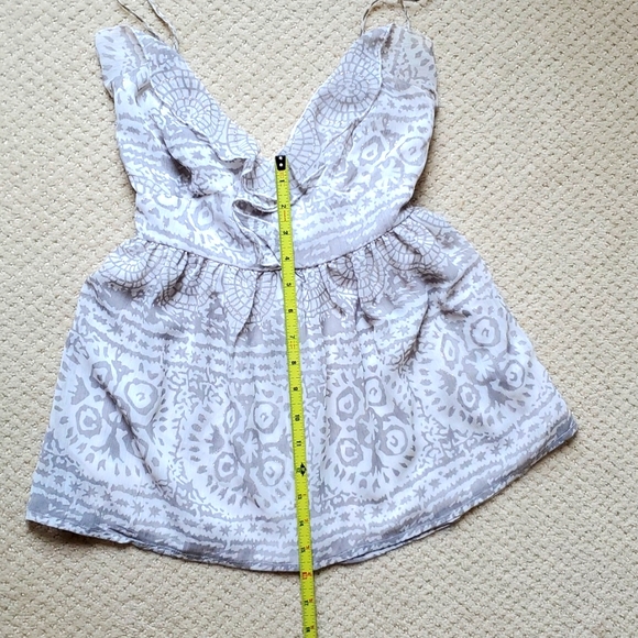 Kirra Bohemian Style Spaghetti Straps Top, size M, White/Gray Sparkly - Picture 7 of 16